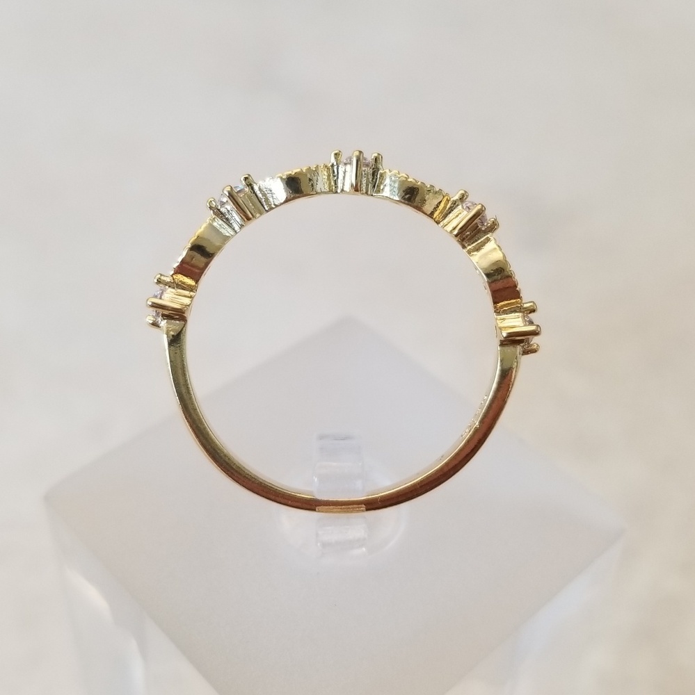 18k Stack Band - Picture 5 of 9